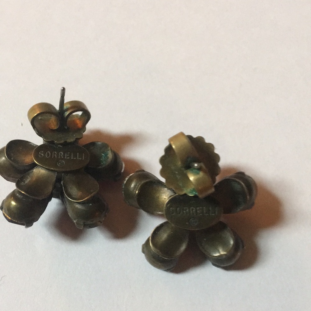 Earrings - Picture 3 of 5